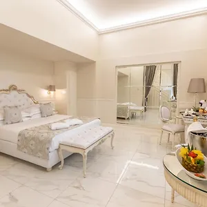4* Hotell The Moon Boutique &