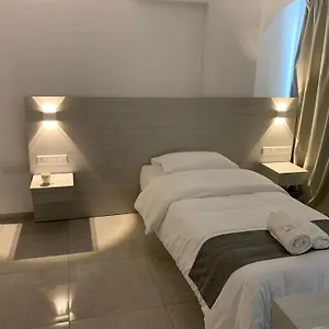 La Veranda Λάρνακα