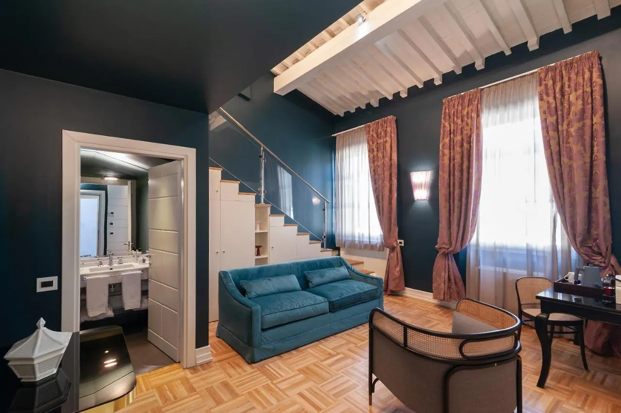 Hotel Number Nine Florence 5*,  Italy