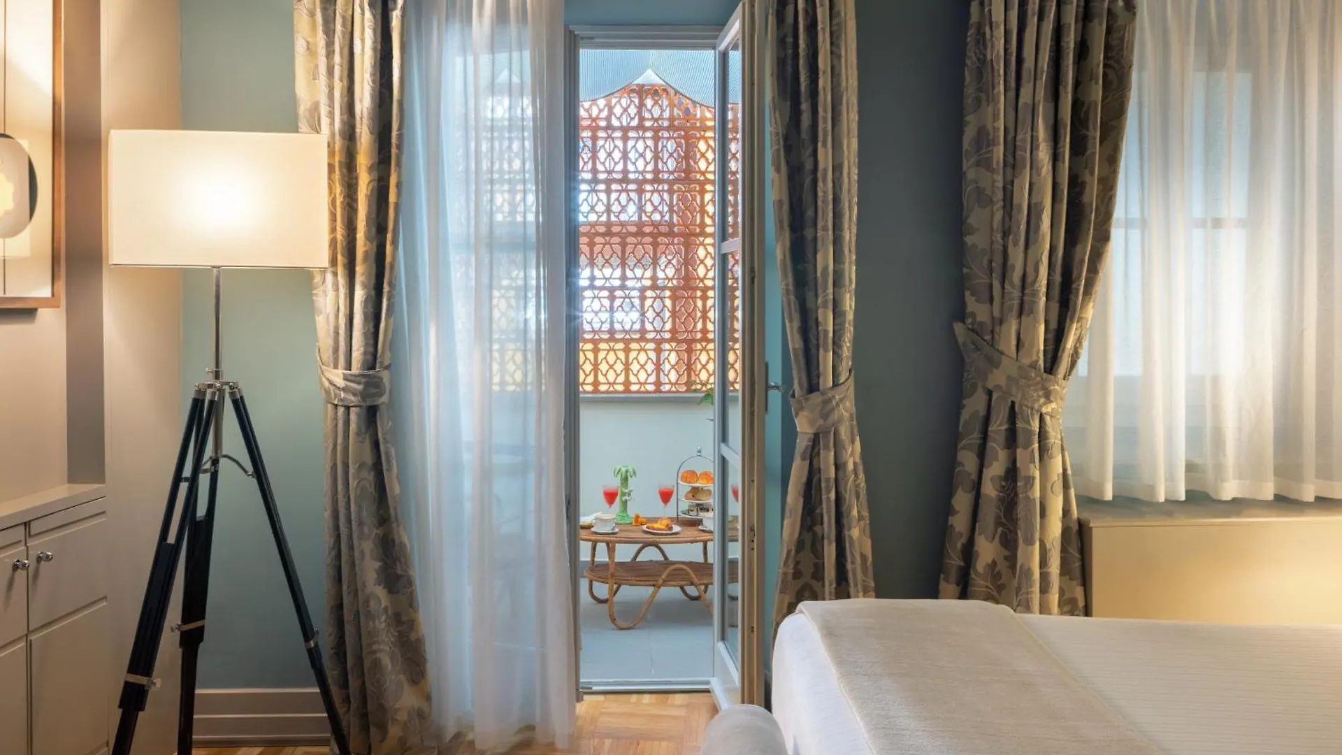 *****  Hotel Number Nine Florence Italy
