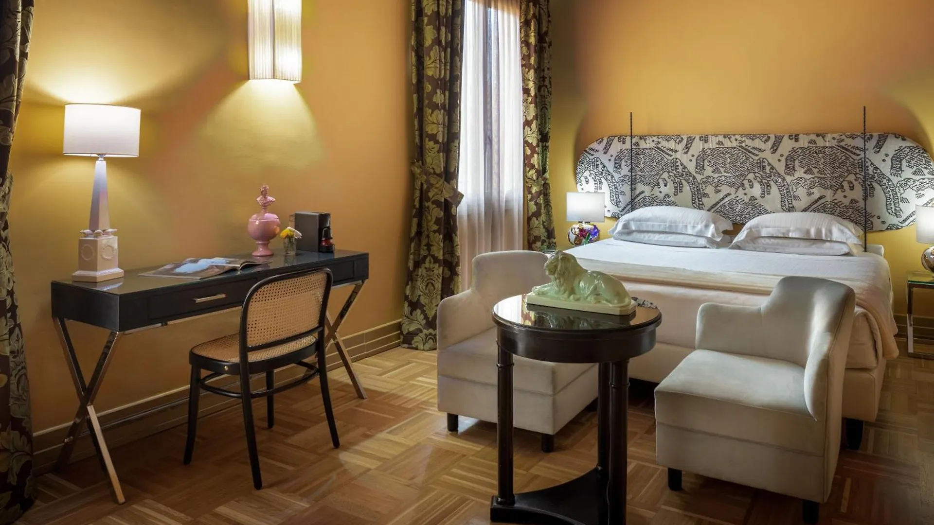 *****  Hotel Number Nine Florence Italy